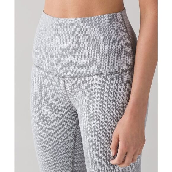 Lululemon Wunder Under Pant Legging Heathered White Slate Size: 6 - Picture 8 of 9